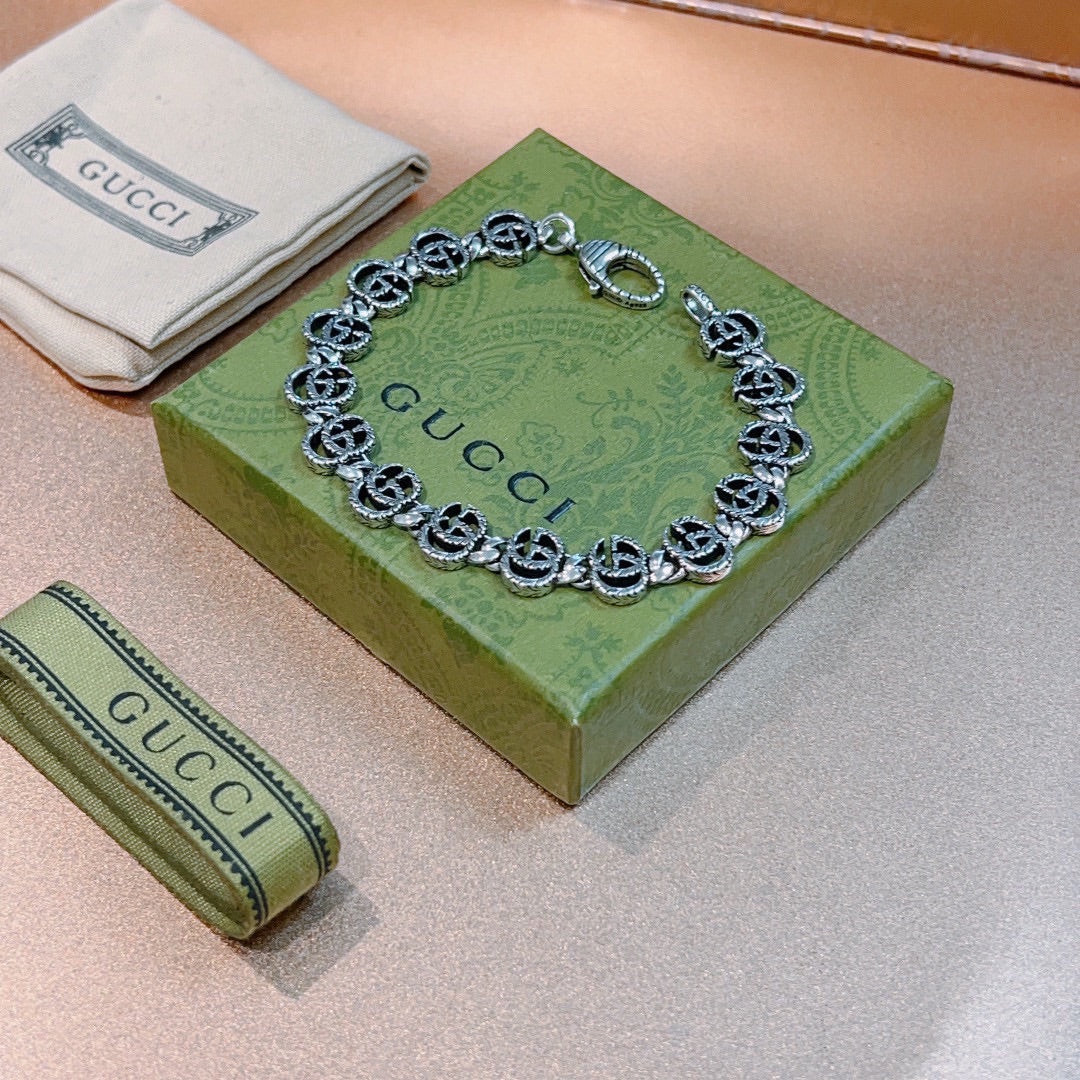 GG Interlocking G Bracelet