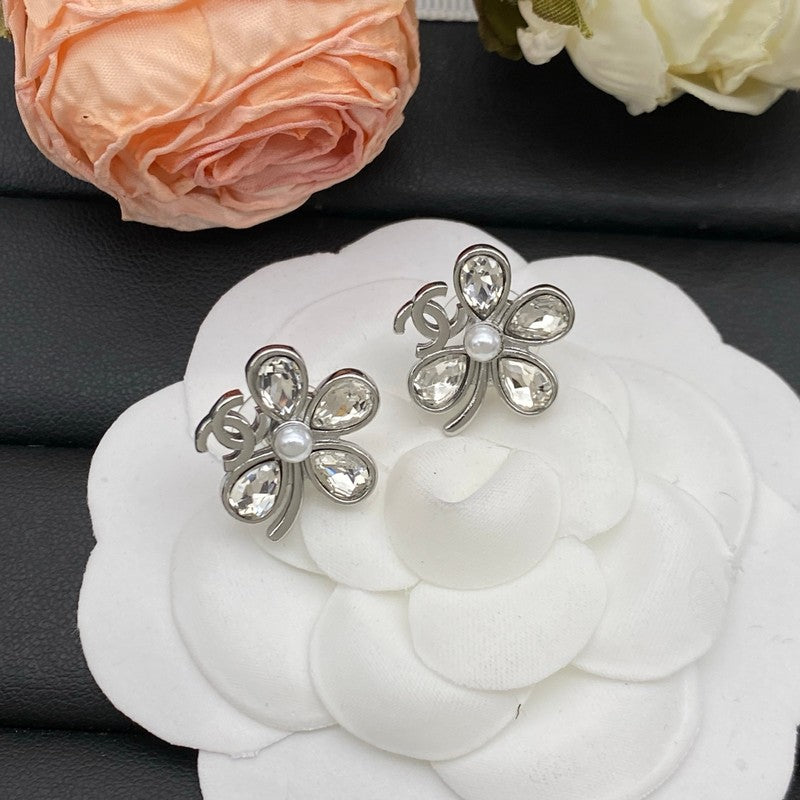 18K CC Flower Crystal Earrings