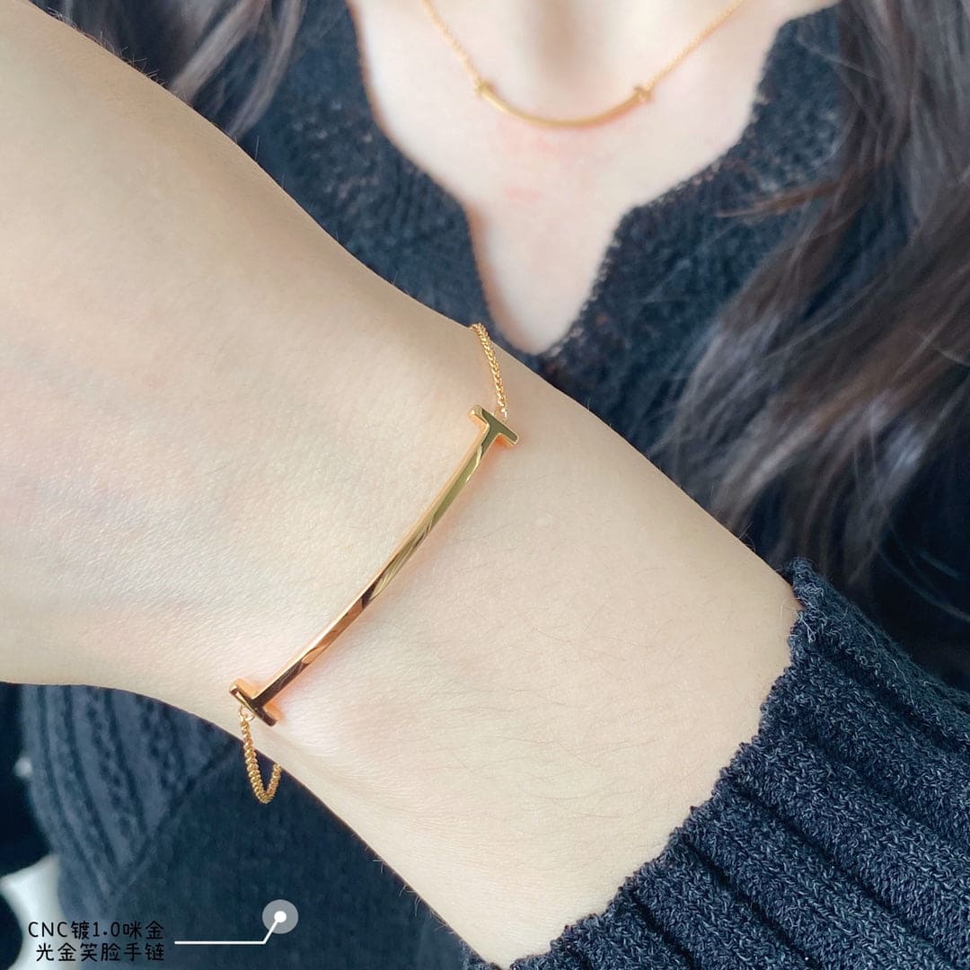 Tiff Smile Bracelet
