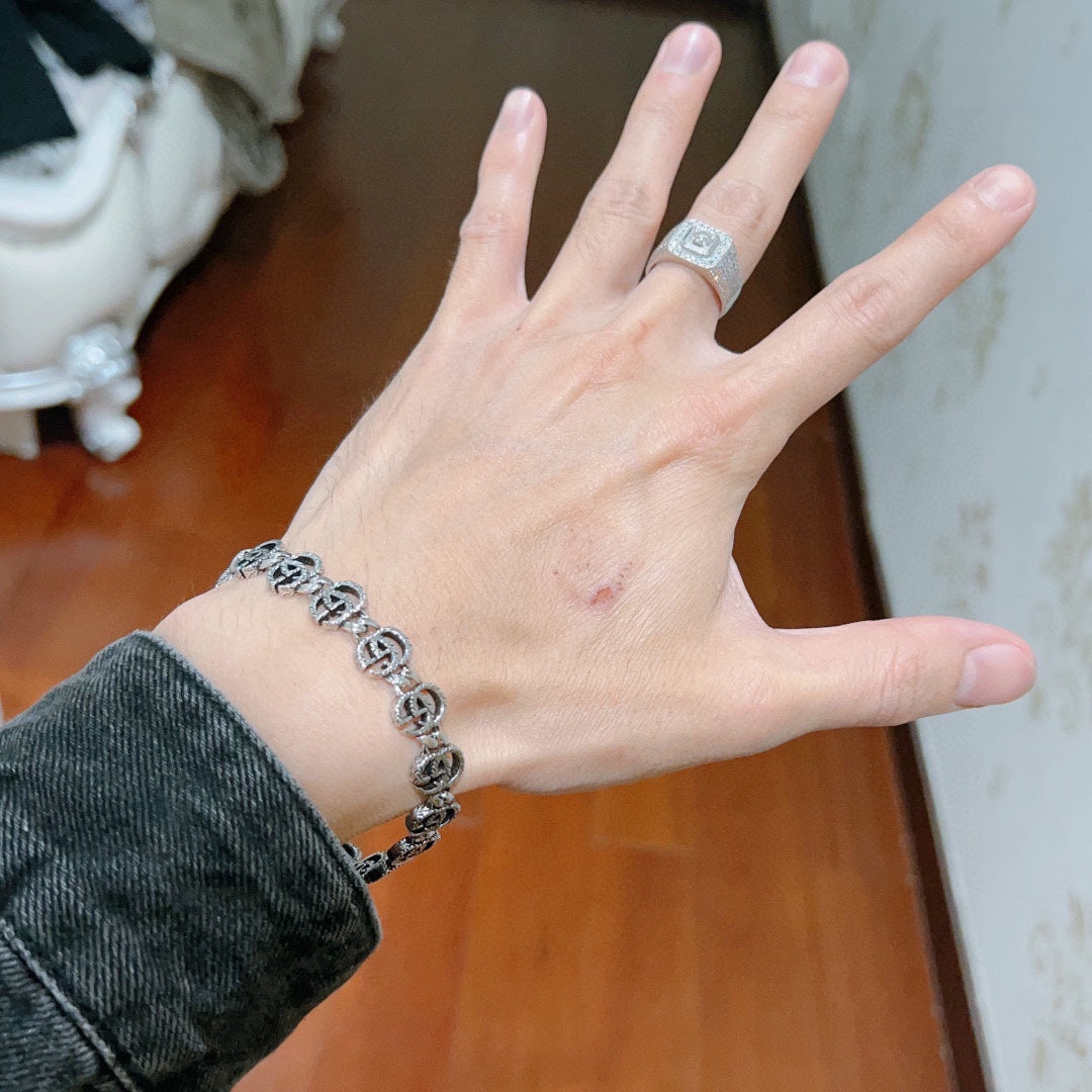 GG Interlocking G Bracelet