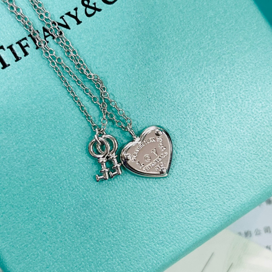 Tiff Heart Tag Key Bracelet