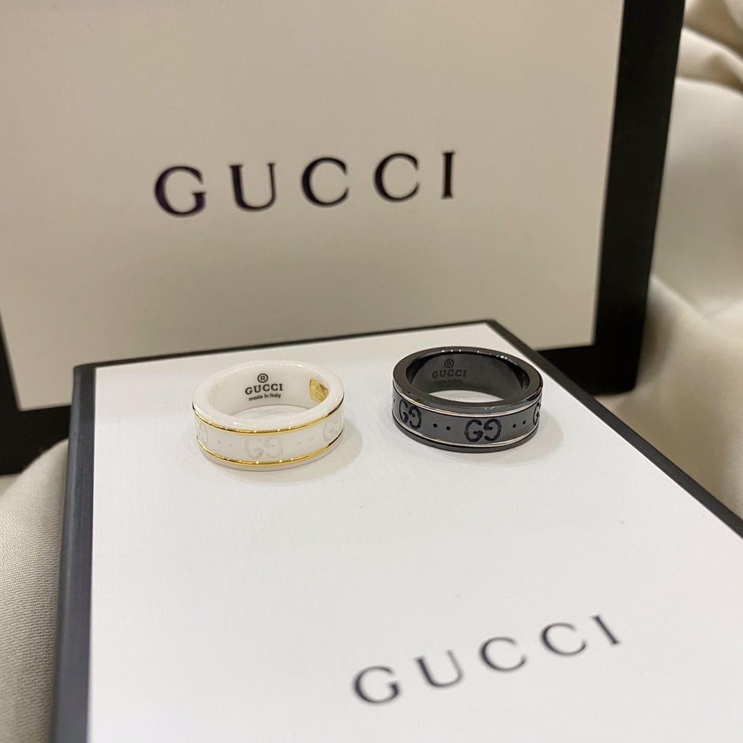 GG Icon White Zirconia Ring