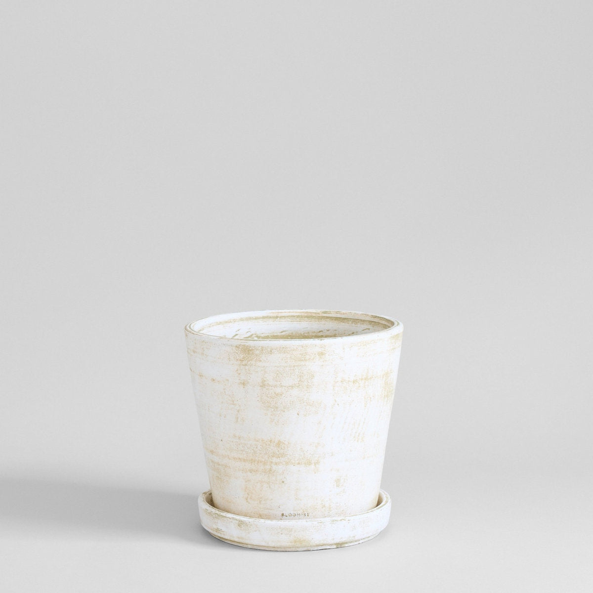 Basic Planter, White Patina