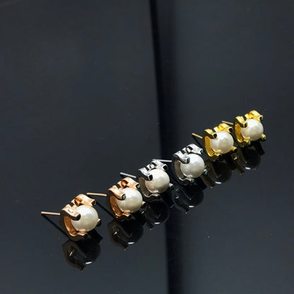 18K C De Earrings