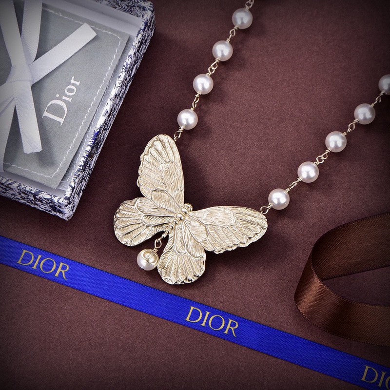 CD Butterfly Pearl Choker Necklace