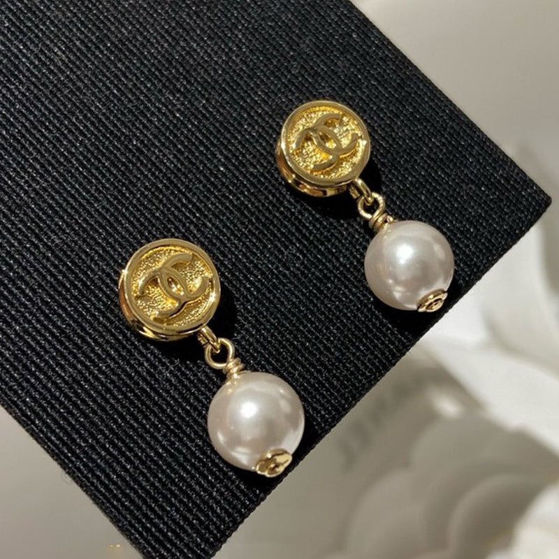 CC 26P Pearl Drop Gold Earrings