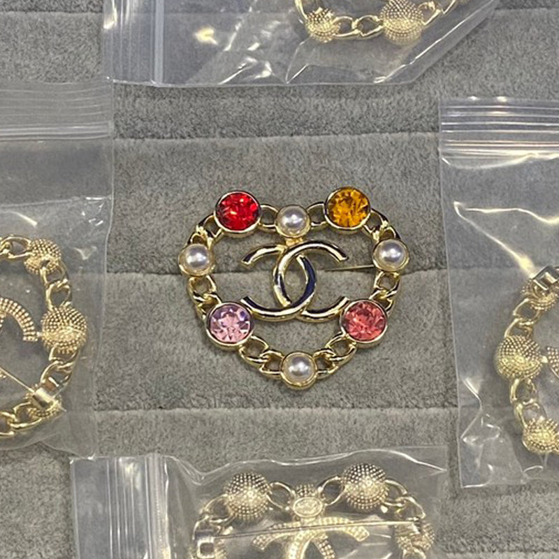 18K CC Color Crystal Heart Gold Brooch