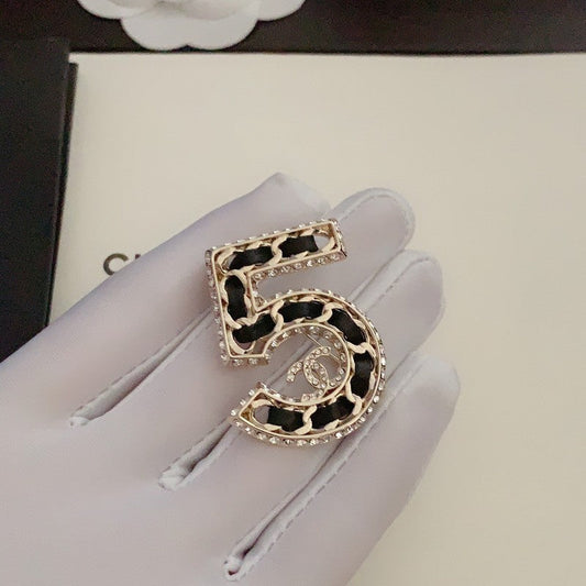CC No.5 Leather Diamond Brooch