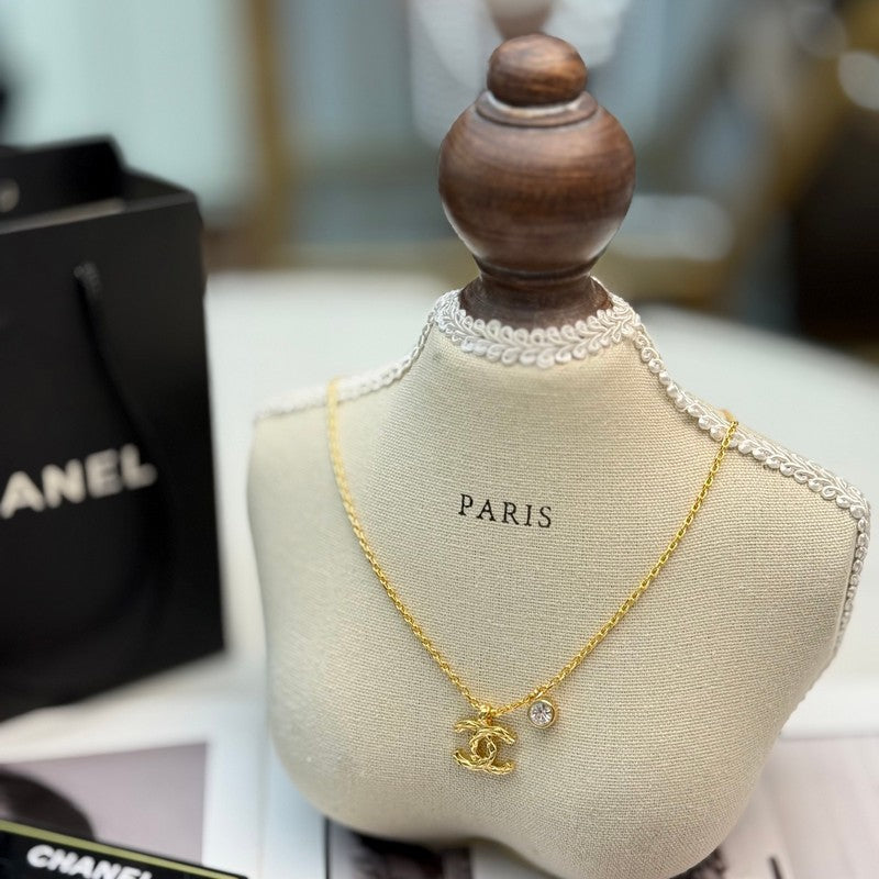 CC 26P Diamond Gold Necklace