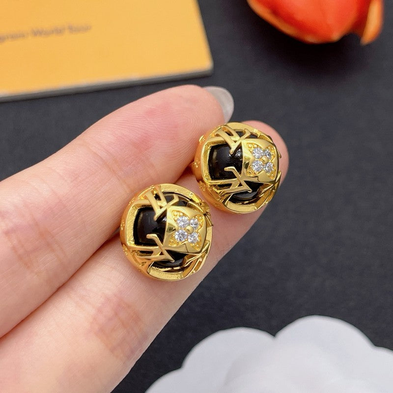 Louis Black & White Pearl Earrings