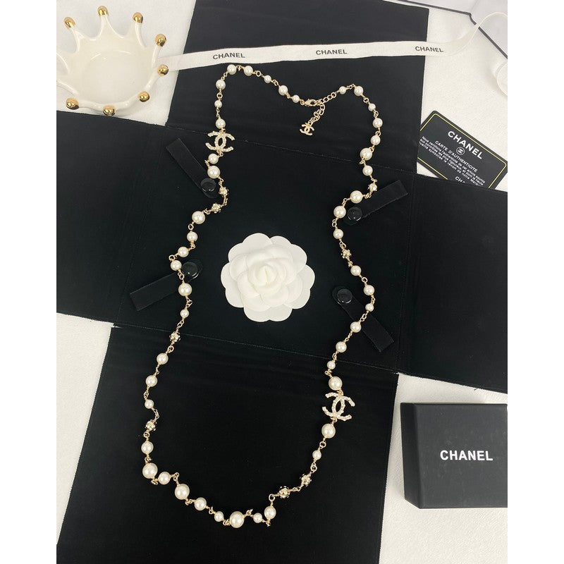 CC 26C Pearl Long Necklace