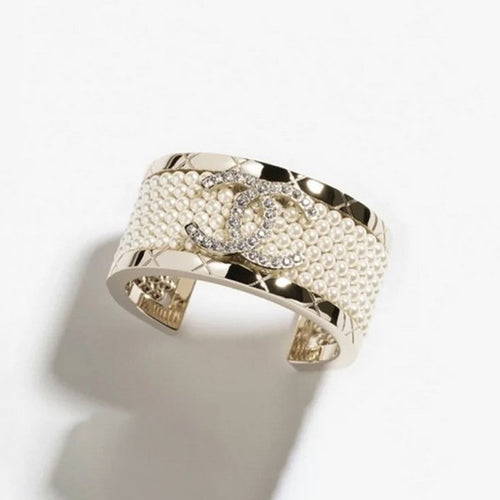 CC 25B Pearl Gold Wide Bracelet