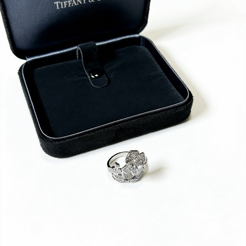 T Flower Diamond Ring