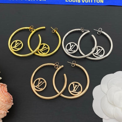 Louis Louise Hoop Round Earrings