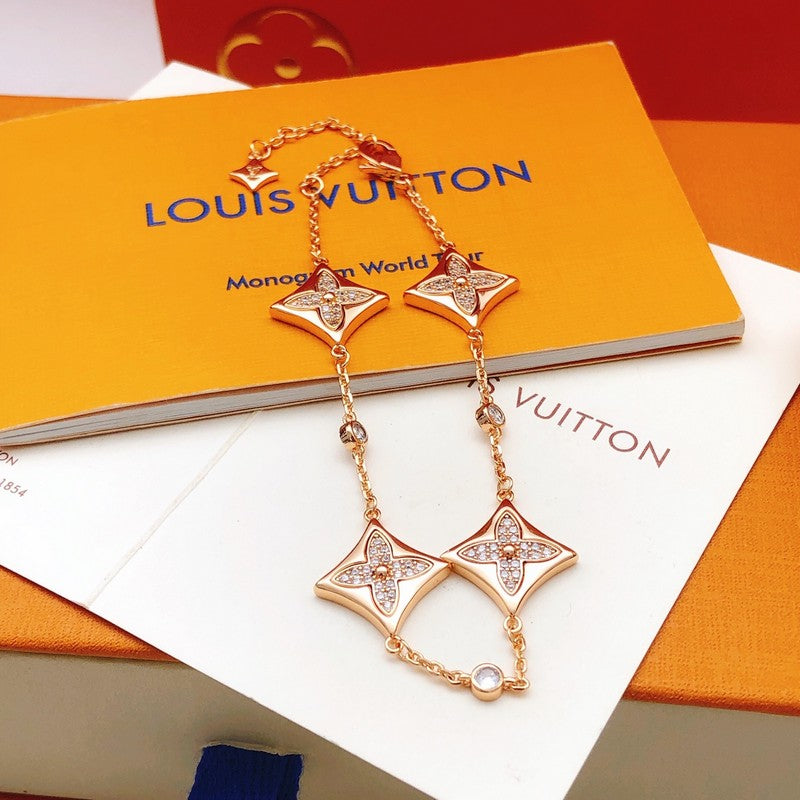 Louis Blossom Diamond Gold Bracelet