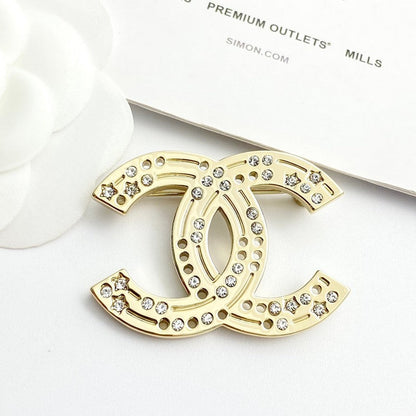 CC 24A Diamond Gold Brooch