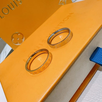 Louis Instinct Set of Two Gold Rings