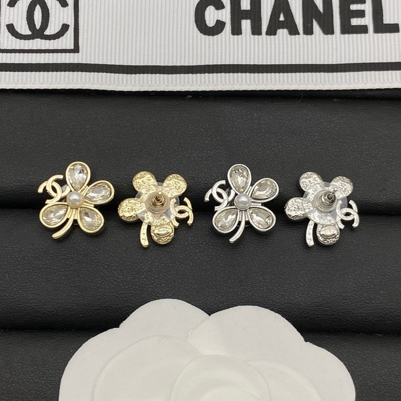 18K CC Flower Crystal Earrings
