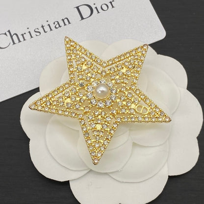 CD Star Diamond Gold Brooch
