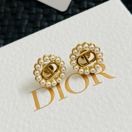CD Pearl Earrings