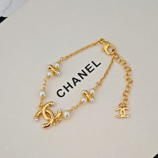 CC Pearl Gold Chain Bracelet