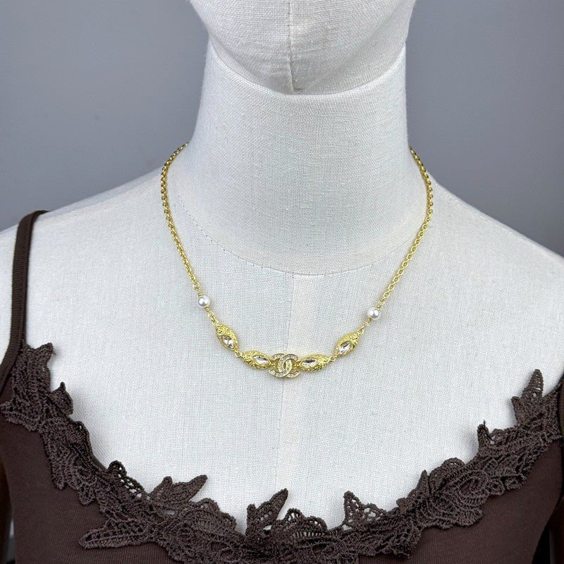 CC 26C Crystal Gold Necklace
