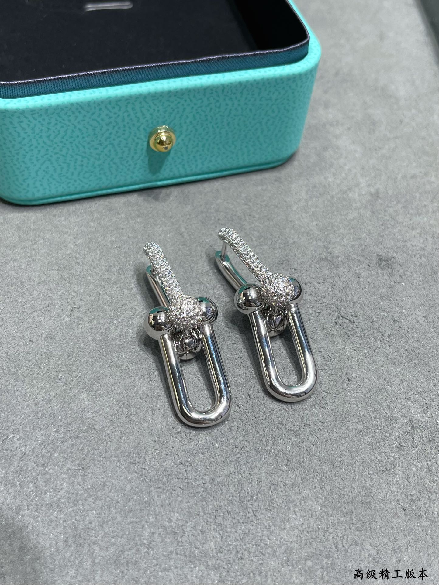 Tiff HardWear Large Link Diamonds Earrings