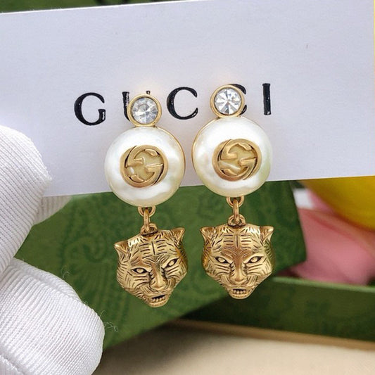 GG Lion Pearl Earrings