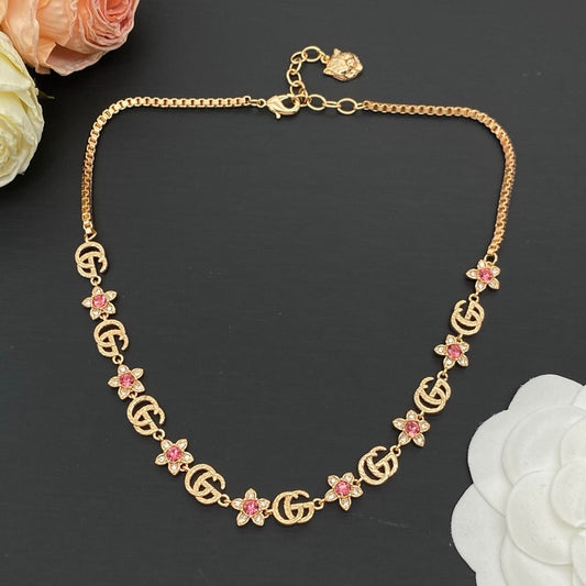 GG Interlocking G Pink Flower Necklace