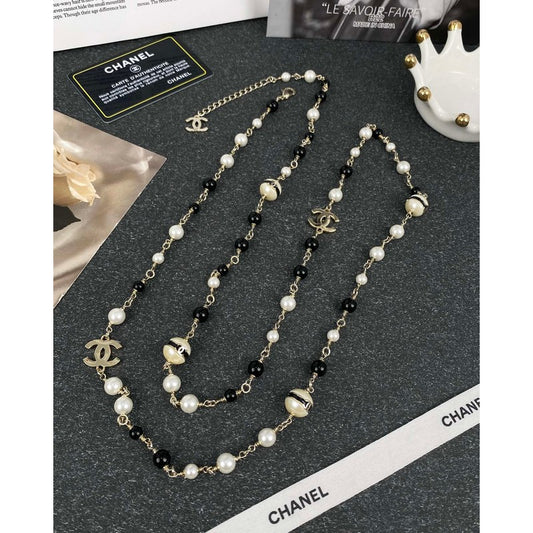 CC Black & White Beads Pearl Long Necklace
