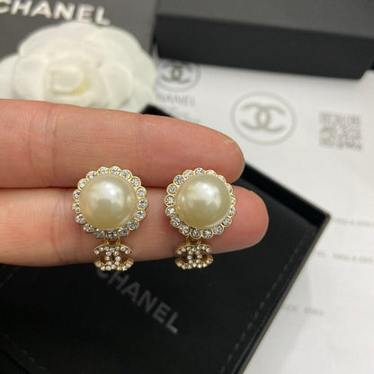 CC Big Pearl Pendant Earrings