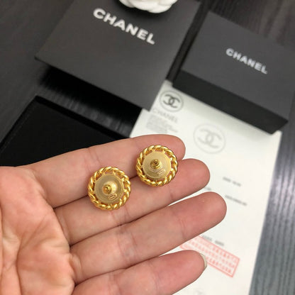 CC Pearl Twist Earrings