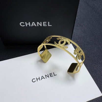 CC Clover Wide Bracelet