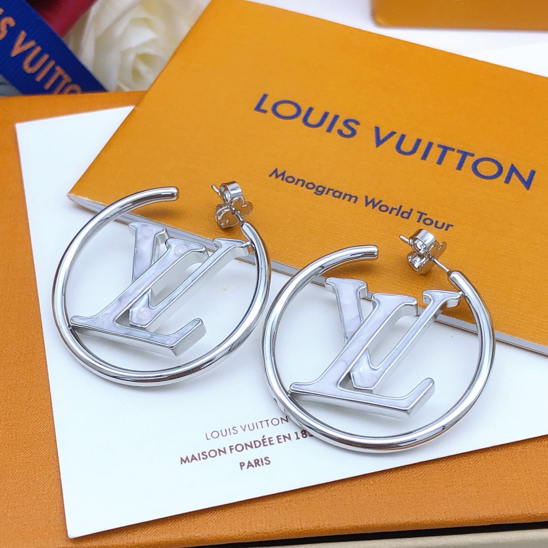 Louis Louise Hoop Pearls Earrings
