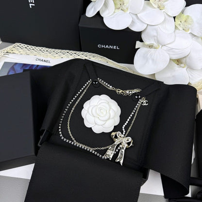 CC 25K Bow Tie Diamond Gold Necklace
