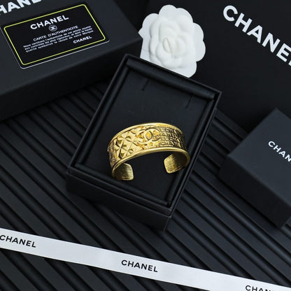 CC 2025 Vintage Wide Cuff Bracelet