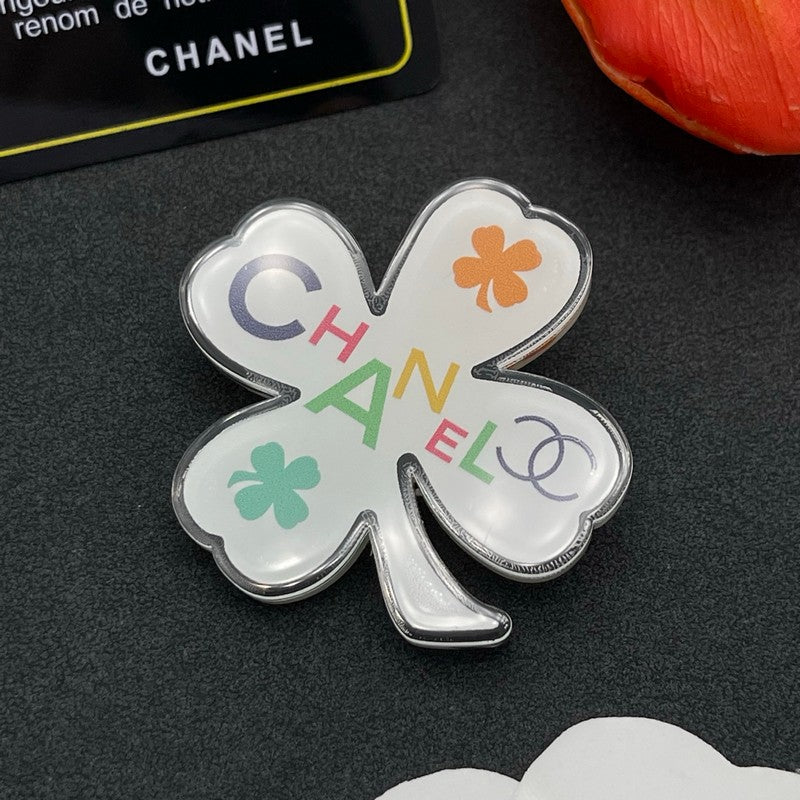 CC Color Flower Brooch