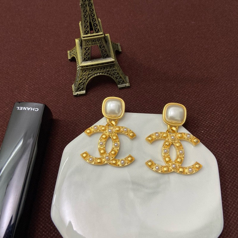 CC Pearl Yellow Gold Earrings