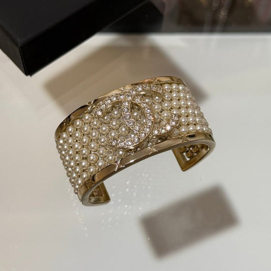 CC 25A Pearl Diamond Cuff Bracelet