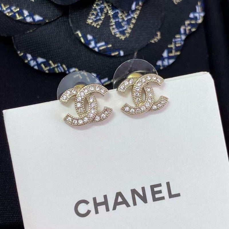 18K CC Classic Diamond Earrings