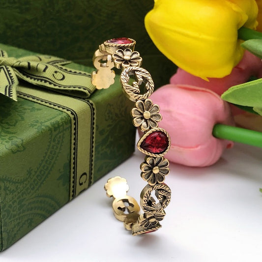 GG Vintage Red Crystal Flower Bracelet