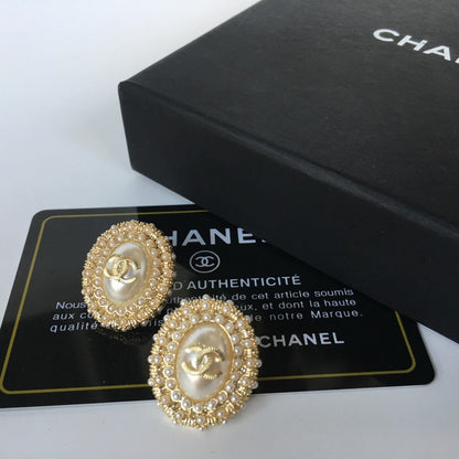 18K CC Pearl & Diamond Oval Earrings