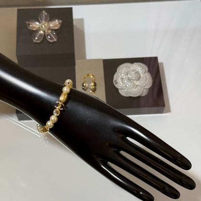 CC 26P Diamond Pearl Gold Bracelet