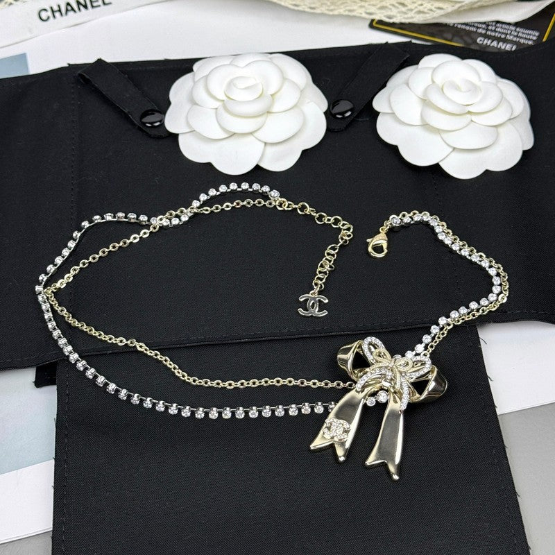 CC 25K Bow Tie Diamond Gold Necklace