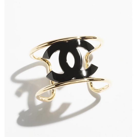 CC 24A Black & White Gold Bracelet