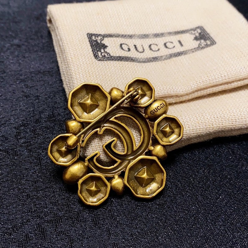 GG Flower Crystal Brooch