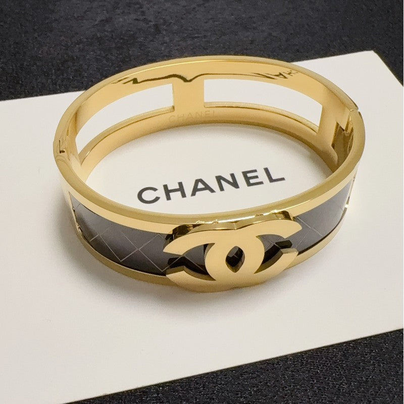 18K CC Black Gold Cuff Bracelet