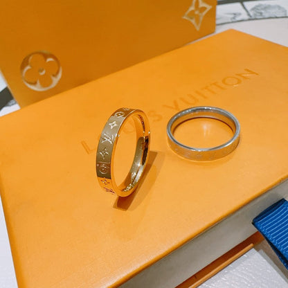 Louis Instinct Set of Two Gold Rings