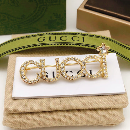 GG Diamonds Brooch