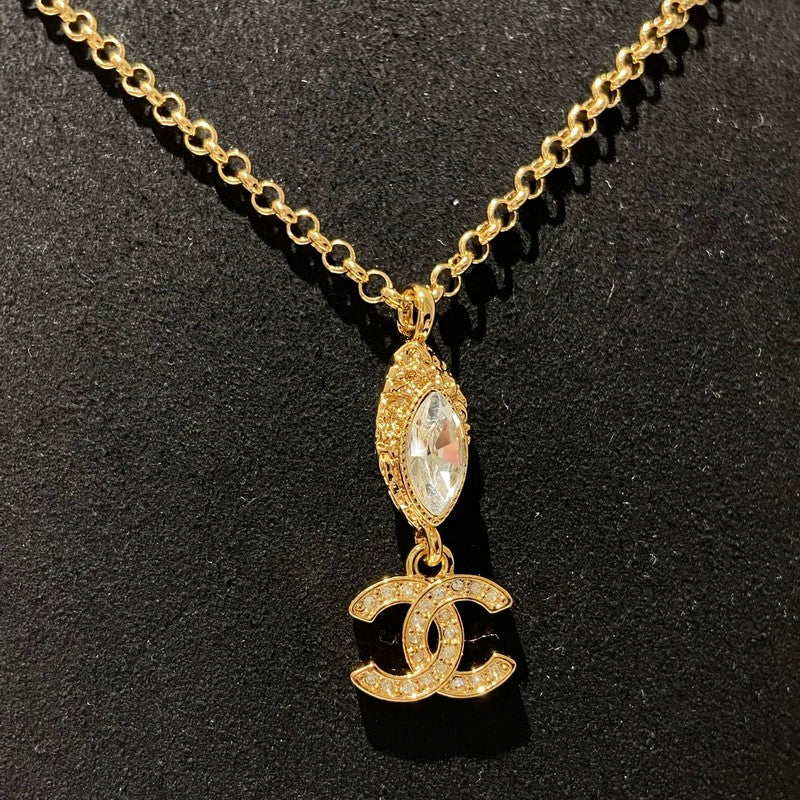 CC 26C Vintage Diamond Pendant Necklace